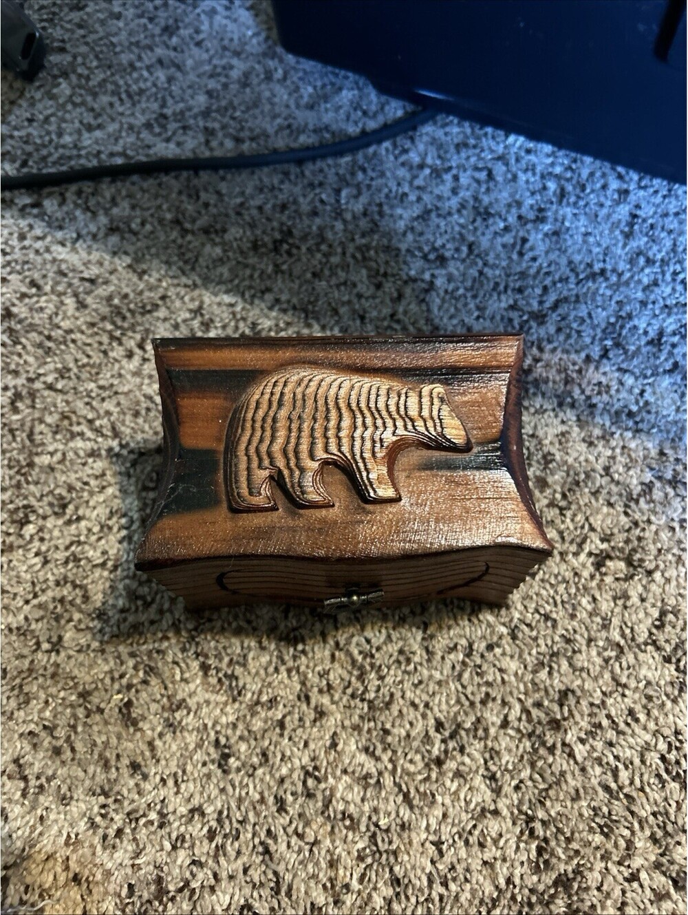 Vintage Hand Craved Bear Trinket Box